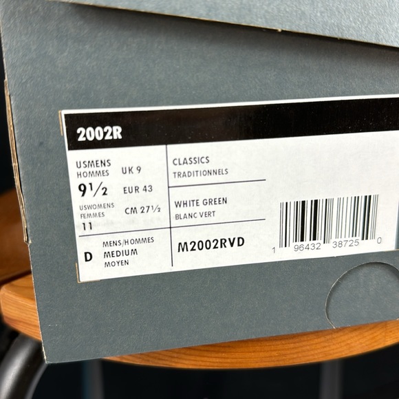 New with tags NB shoes. 9 1/2 men’s. - Picture 9 of 9